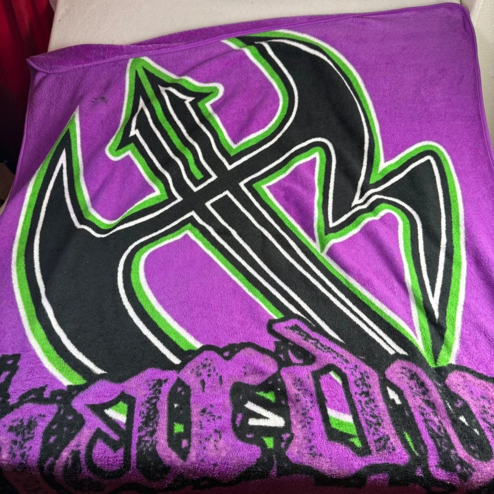 WWE Jeff Hardy Hardy Boyz Fleece Throw Blanket Purple Green Enigma Wrestling